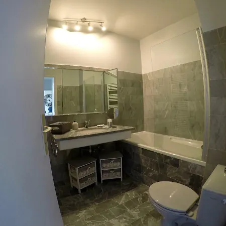 Bellevue Chez Marilla Apartment *